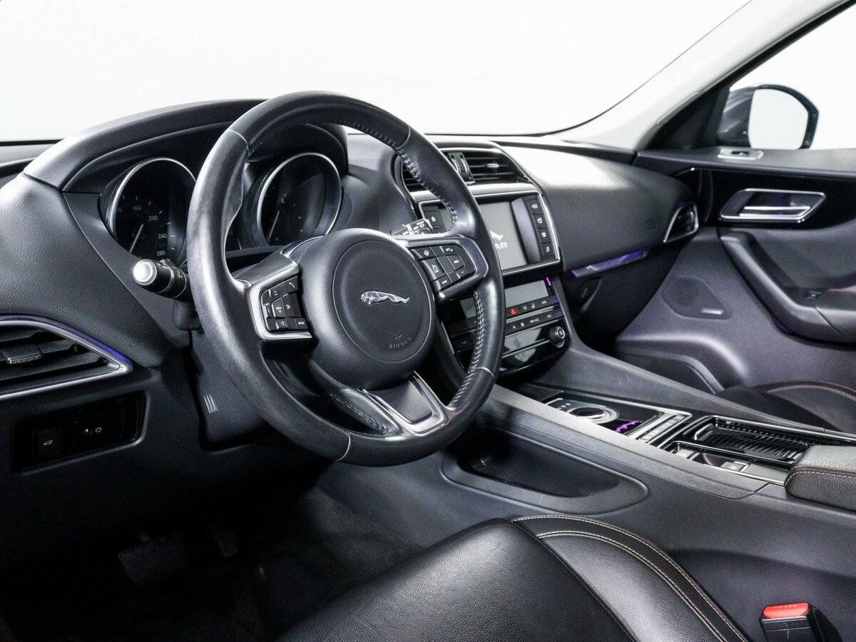 Jaguar F-Pace с пробегом — 2018 год. Фото: #10