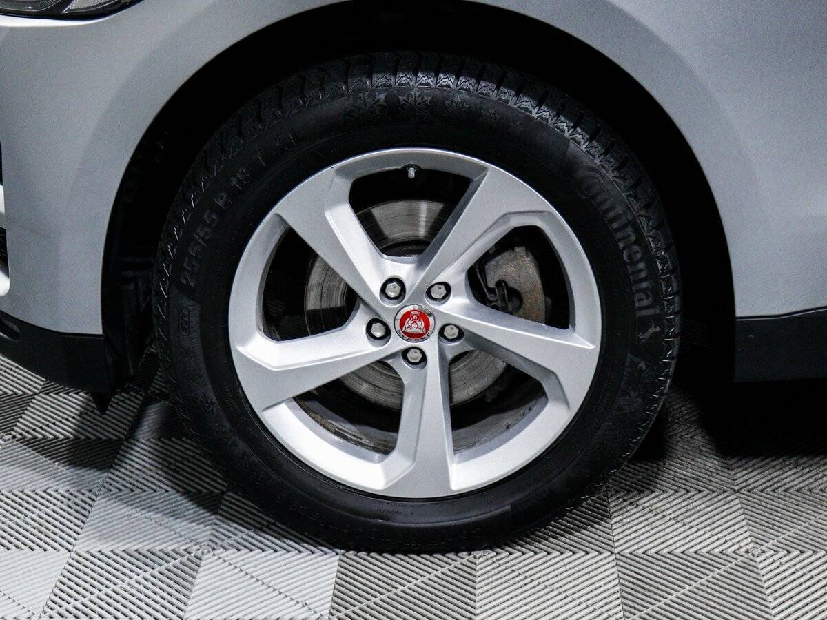 Jaguar F-Pace с пробегом — 2018 год. Фото: #11