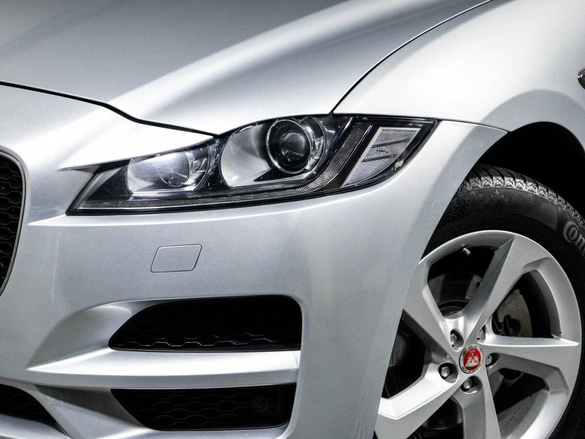 Jaguar F-Pace с пробегом — 2018 год. Фото: #12