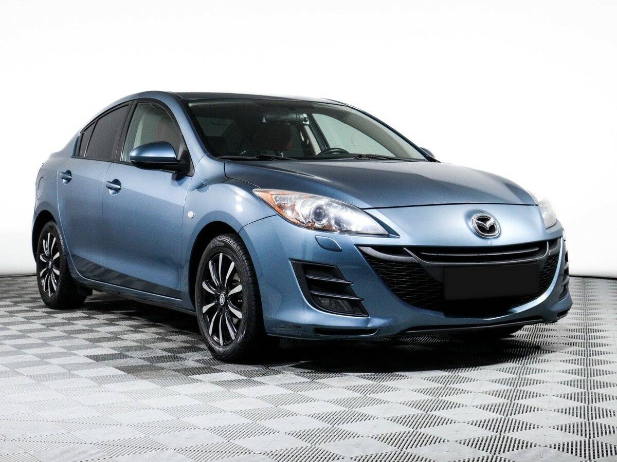 Mazda 3 с пробегом — 2011 год. Фото: #2