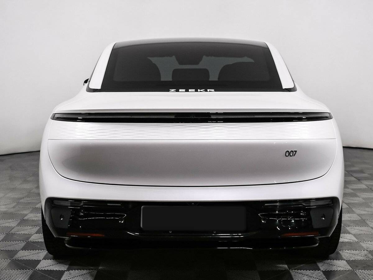 Zeekr 007 с пробегом — 2024 год. Фото: #5