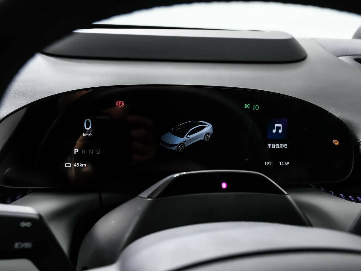 Zeekr 007 с пробегом — 2024 год. Фото: #9