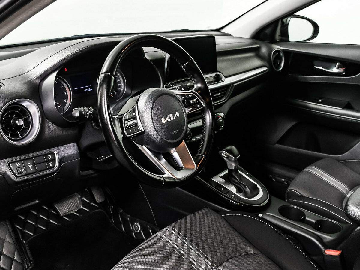 Kia Cerato с пробегом — 2022 год. Фото: #11