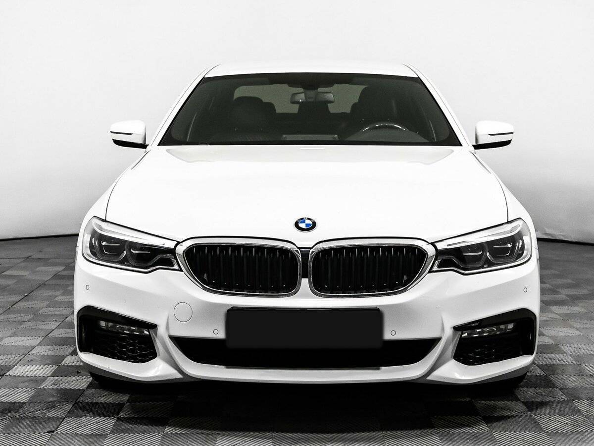 BMW 5 серии с пробегом — 2018 год. Фото: #1