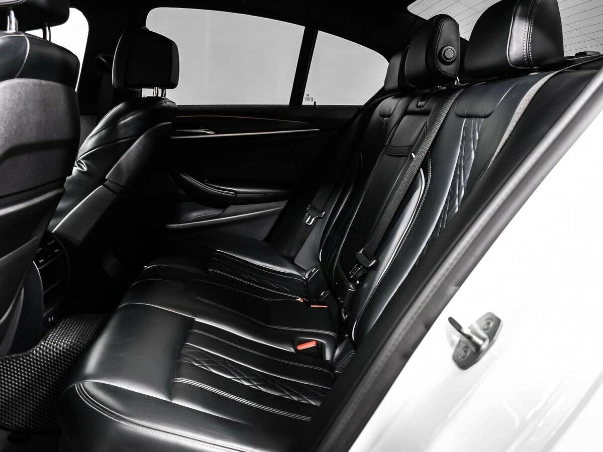 BMW 5 серии с пробегом — 2018 год. Фото: #11