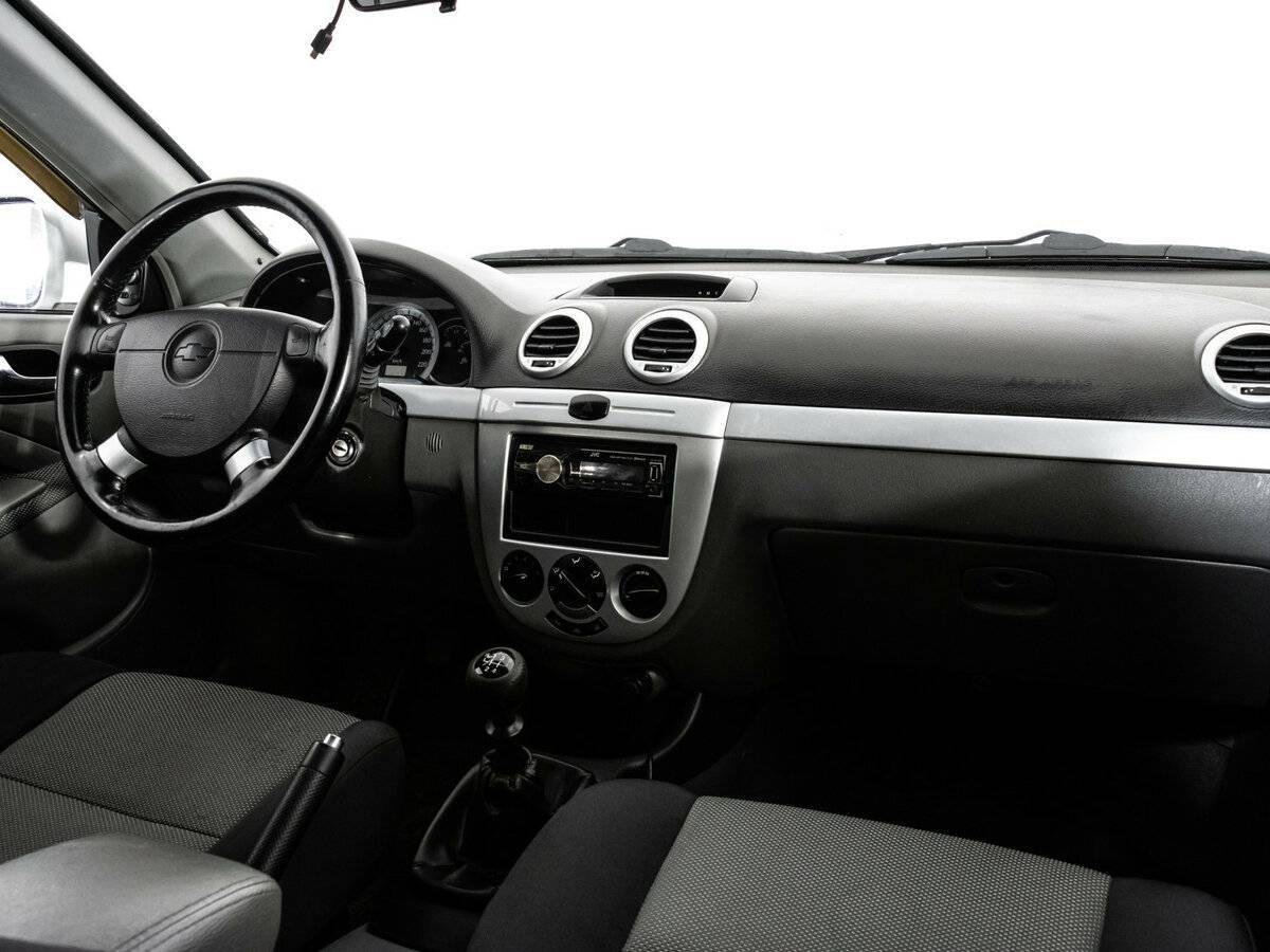 Chevrolet Lacetti с пробегом — 2011 год. Фото: #6