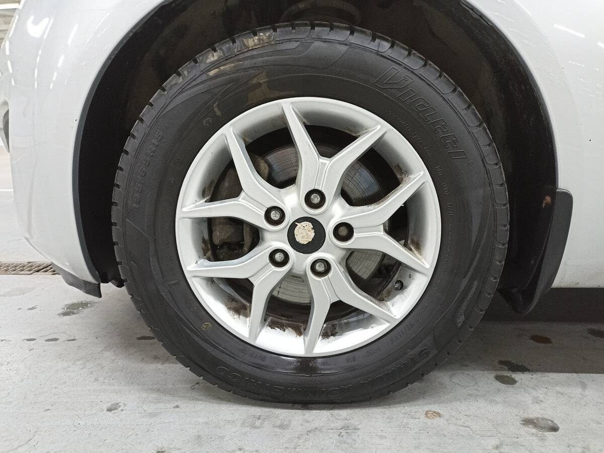 Kia Venga с пробегом — 2013 год. Фото: #17