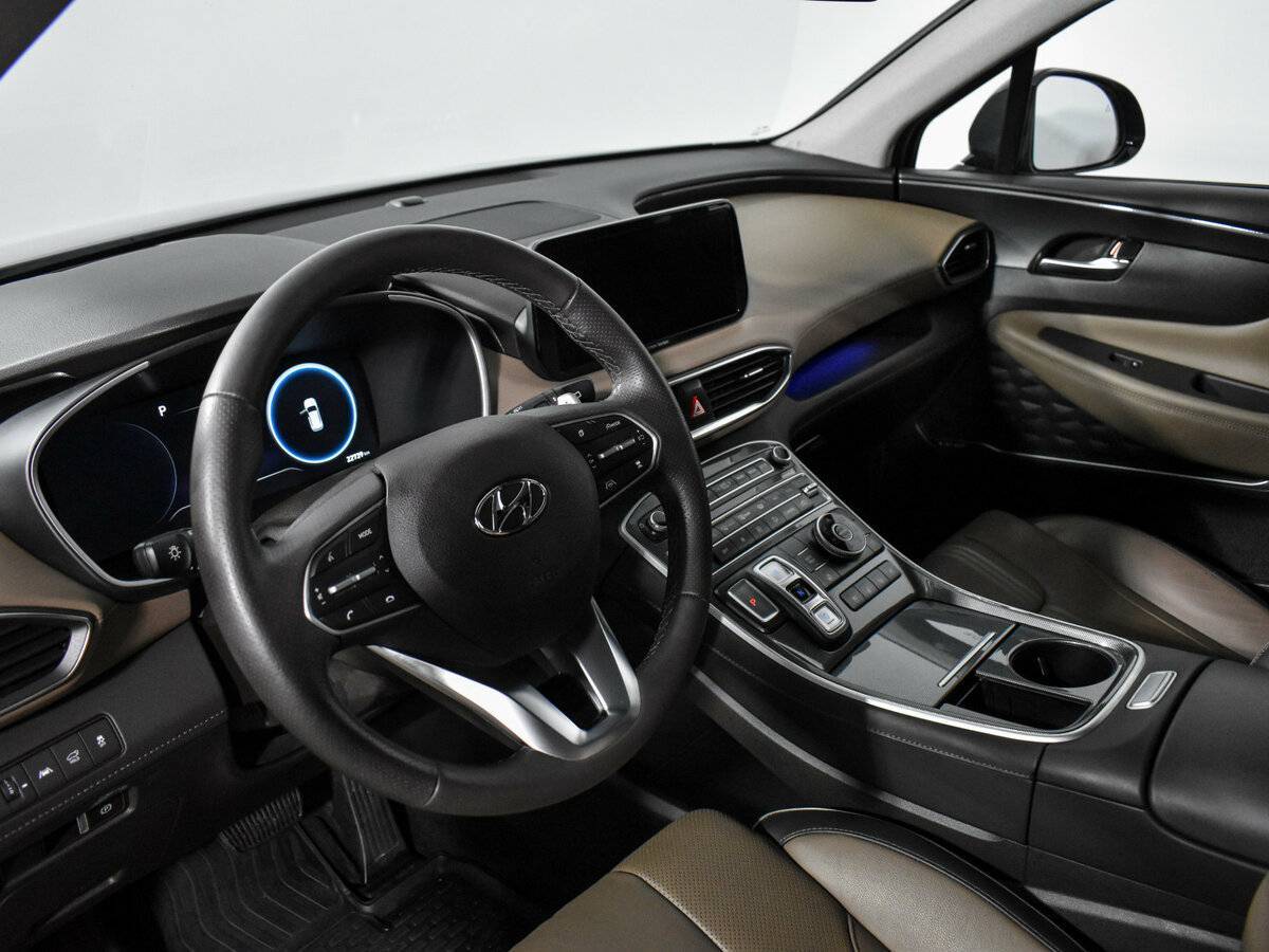Hyundai Santa Fe с пробегом — 2021 год. Фото: #8