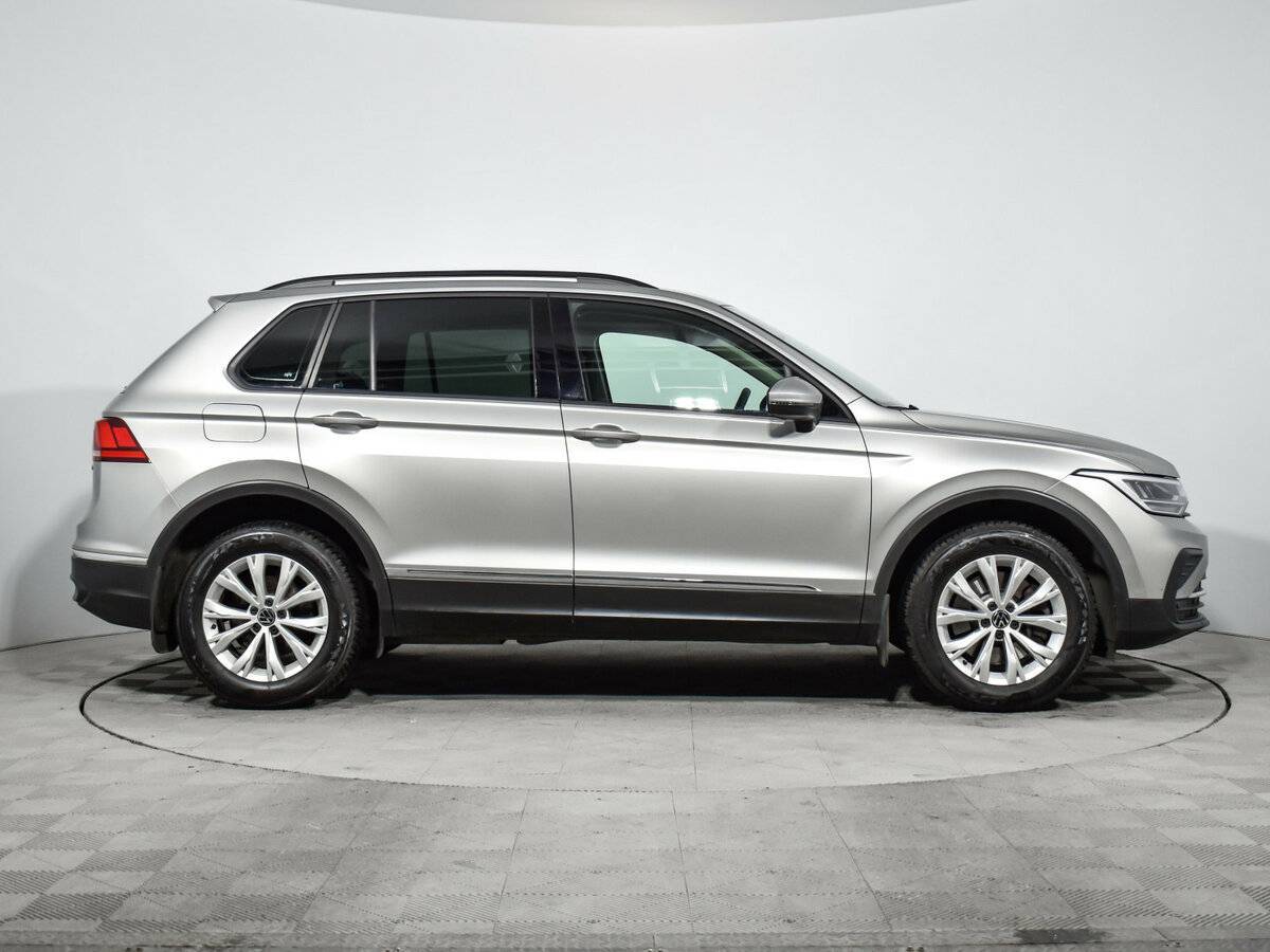 Volkswagen Tiguan с пробегом — 2021 год. Фото: #3
