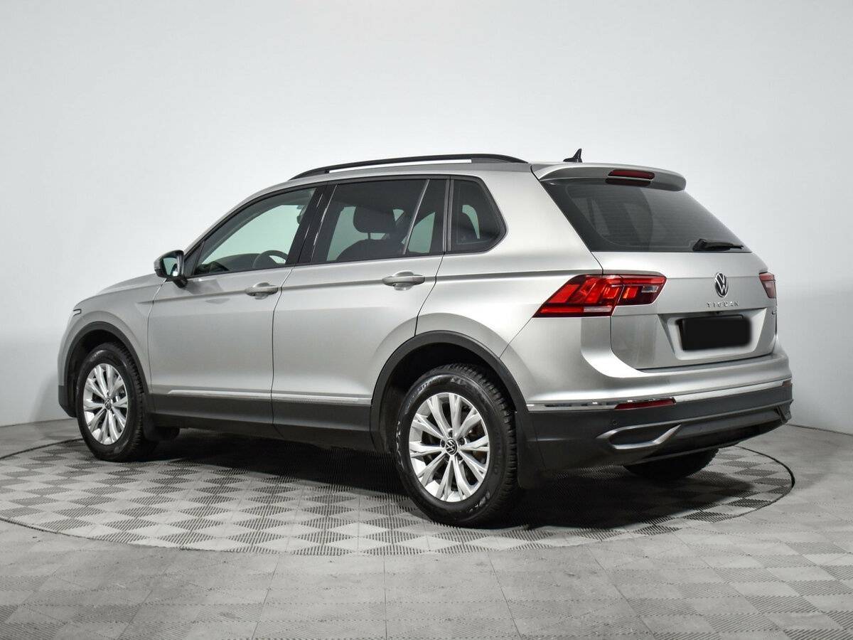 Volkswagen Tiguan с пробегом — 2021 год. Фото: #6