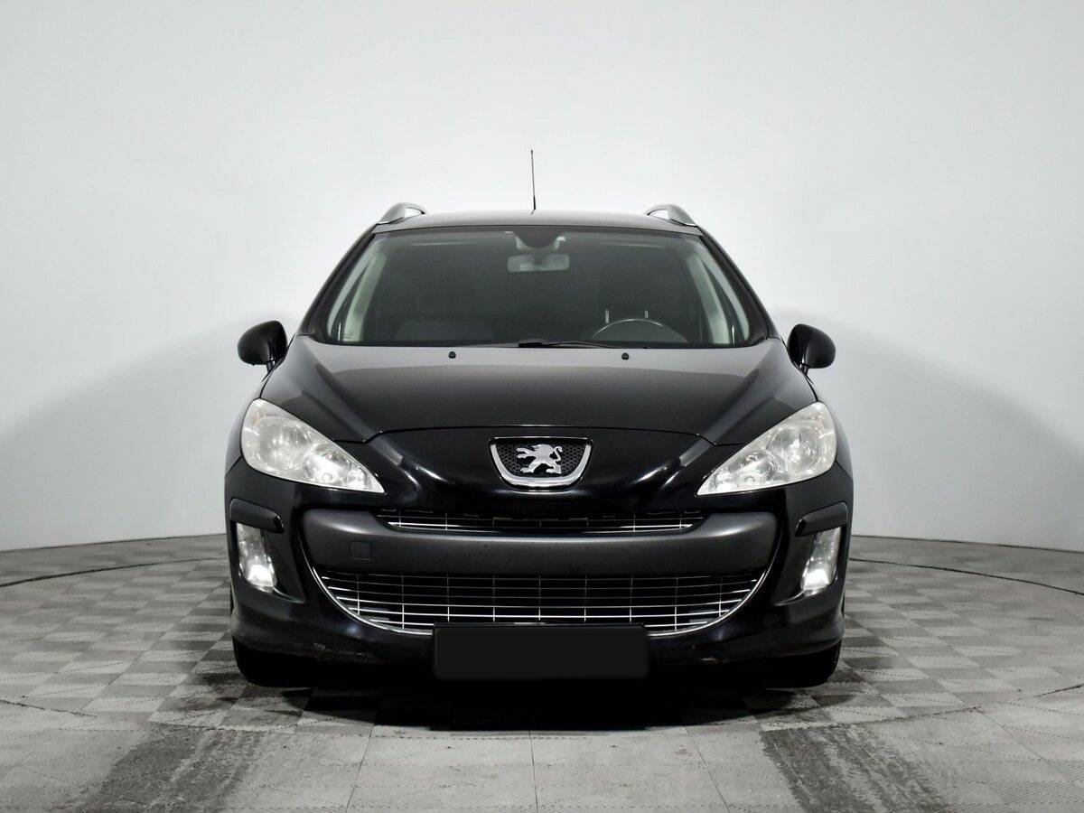 Peugeot 308 с пробегом — 2009 год. Фото: #1