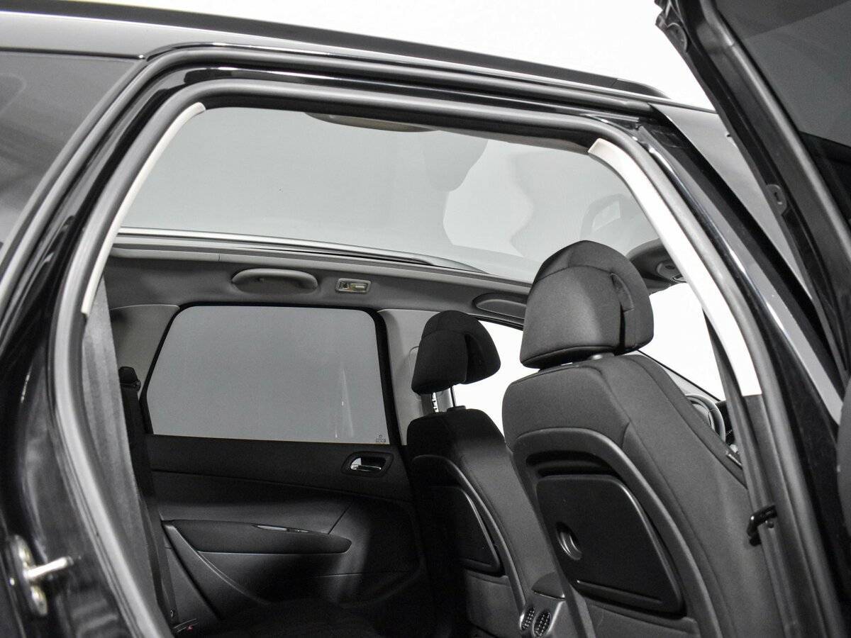 Peugeot 308 с пробегом — 2009 год. Фото: #15