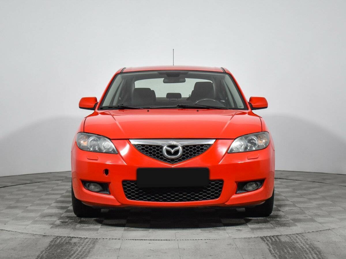 Mazda 3 с пробегом — 2008 год. Фото: #1