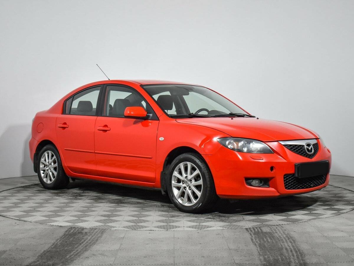 Mazda 3 с пробегом — 2008 год. Фото: #2