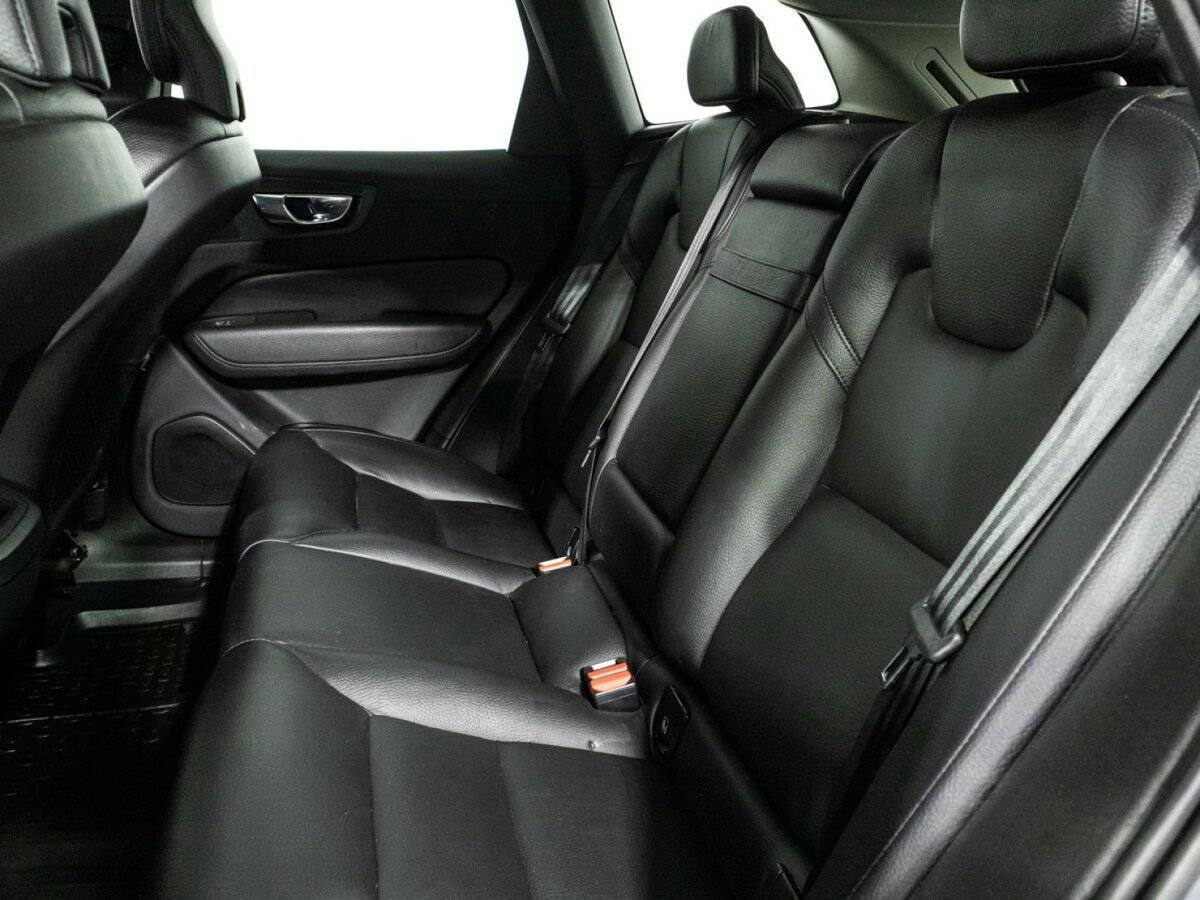 Volvo XC60 с пробегом — 2020 год. Фото: #9