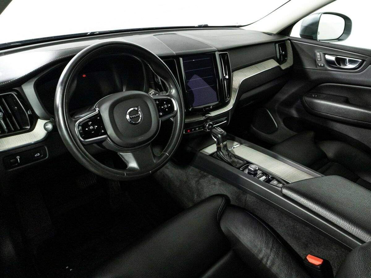 Volvo XC60 с пробегом — 2020 год. Фото: #10