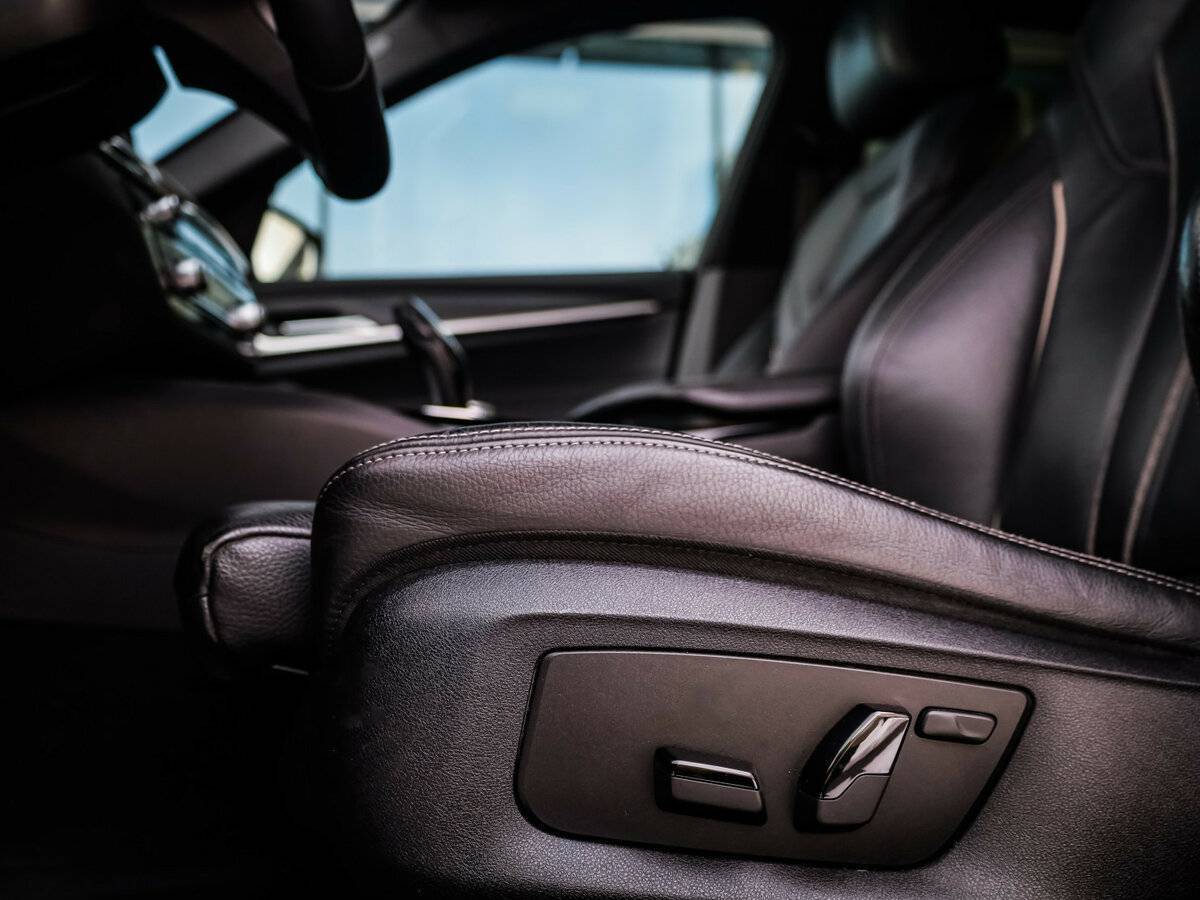 BMW 5 серии с пробегом — 2021 год. Фото: #18