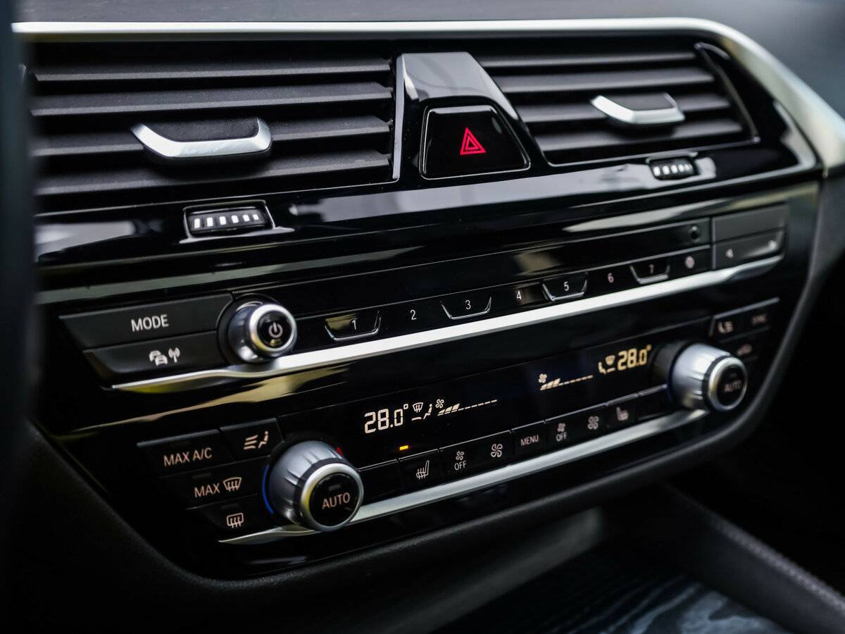 BMW 5 серии с пробегом — 2021 год. Фото: #21