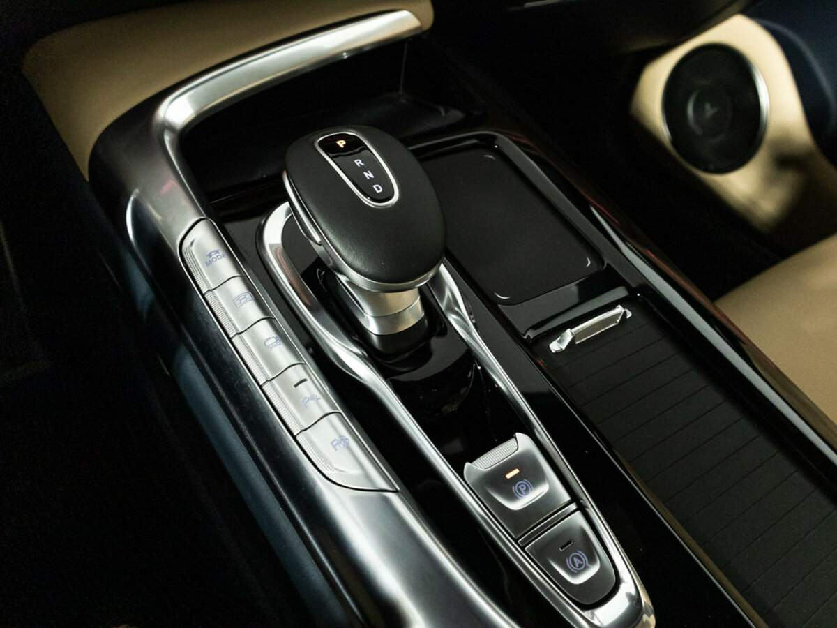 Voyah Free с пробегом — 2022 год. Фото: #18