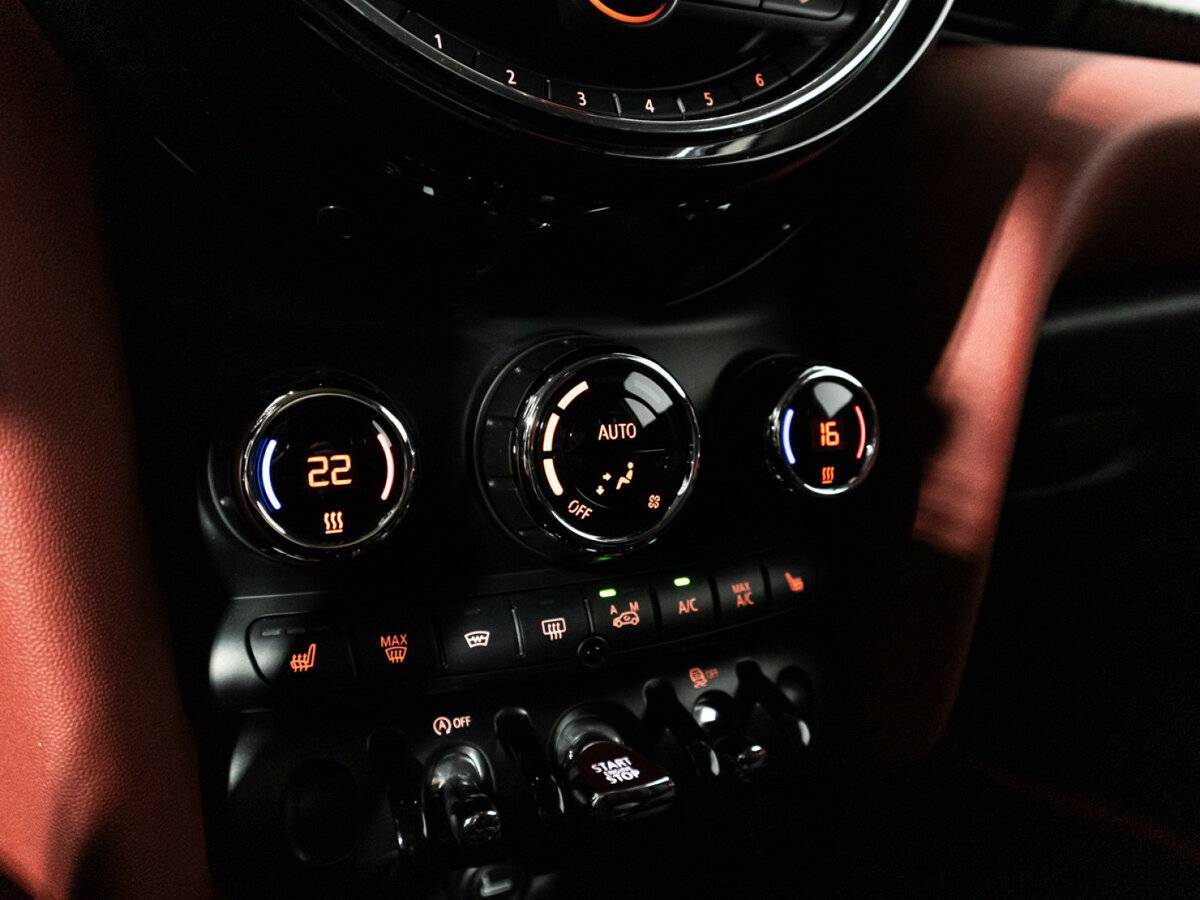 Mini Hatch с пробегом — 2016 год. Фото: #16