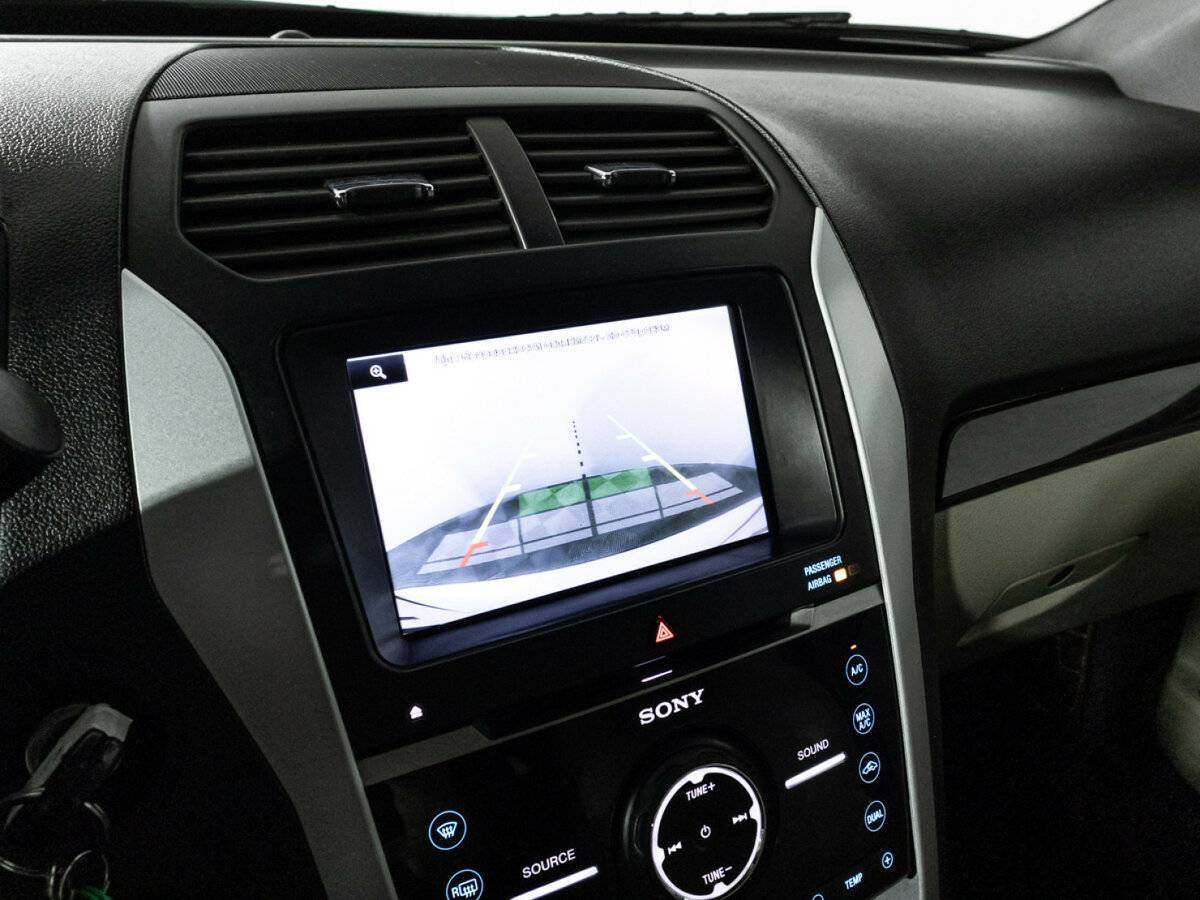 Ford Explorer с пробегом — 2012 год. Фото: #16