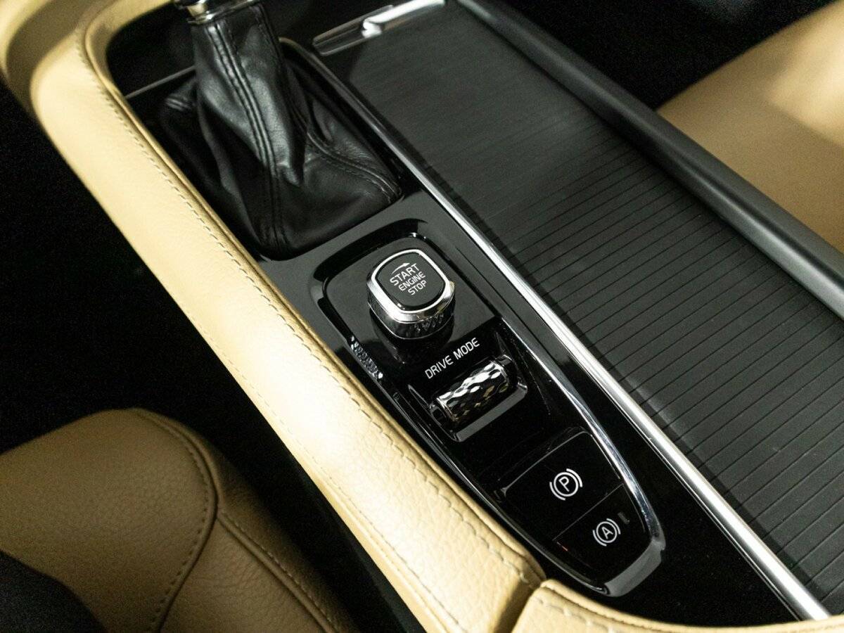 Volvo V90 с пробегом — 2018 год. Фото: #18