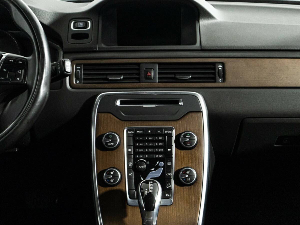 Volvo XC70 с пробегом — 2014 год. Фото: #13