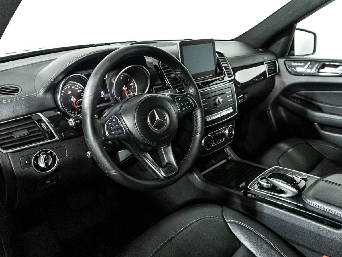 Mercedes-Benz GLS с пробегом — 2017 год. Фото: #10