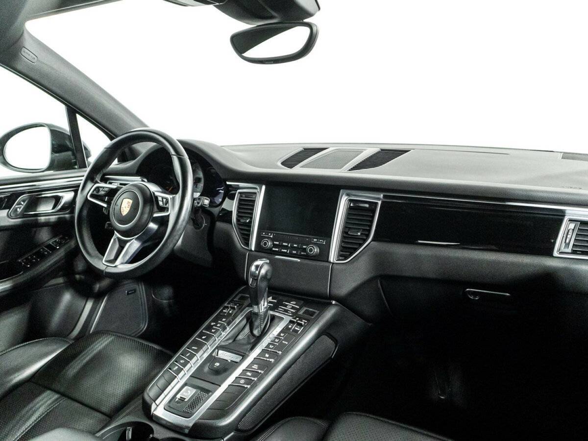 Porsche Macan с пробегом — 2016 год. Фото: #8