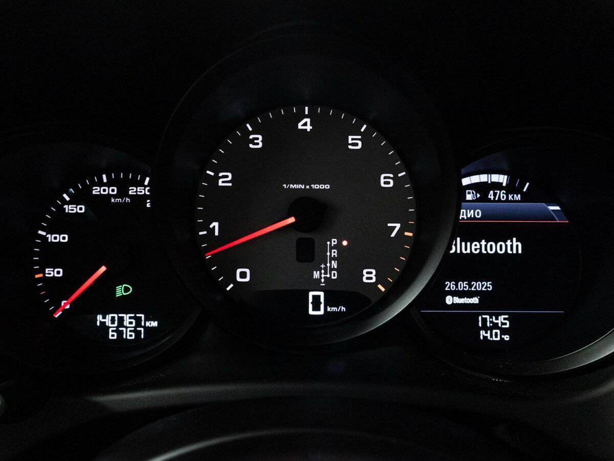 Porsche Macan с пробегом — 2016 год. Фото: #11