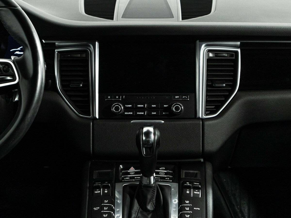 Porsche Macan с пробегом — 2016 год. Фото: #13