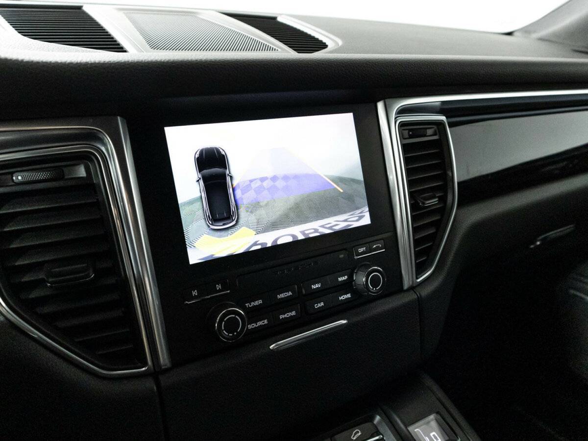 Porsche Macan с пробегом — 2016 год. Фото: #17