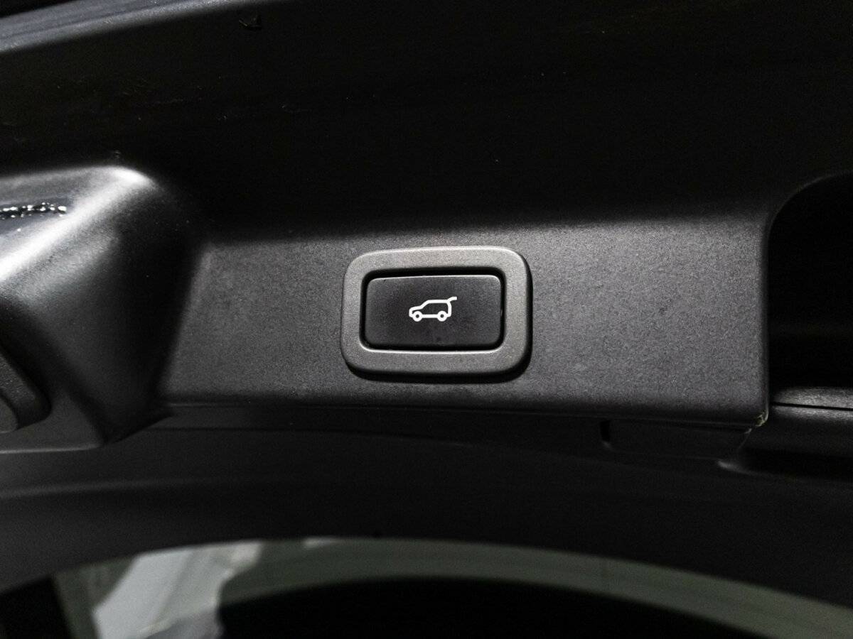 Jaguar F-Pace с пробегом — 2016 год. Фото: #15