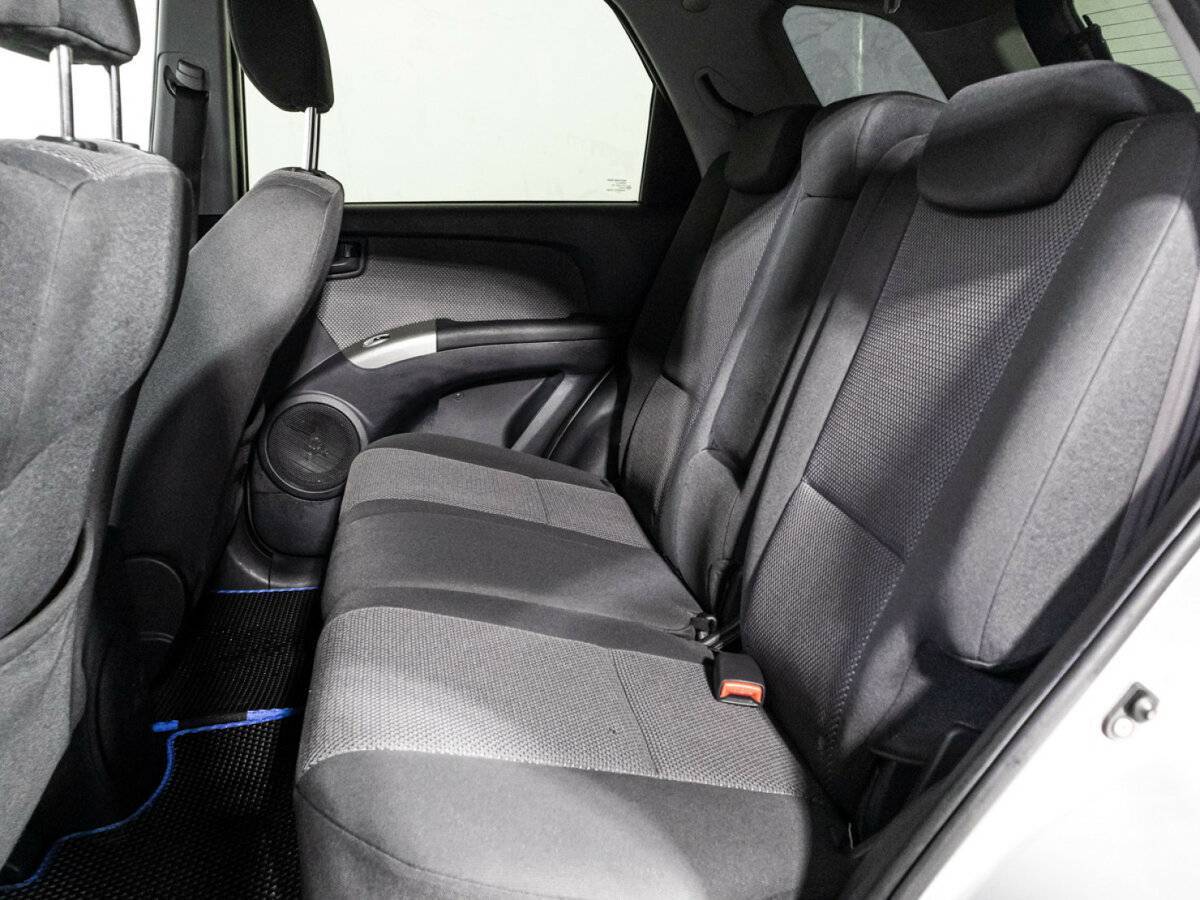 Kia Sportage с пробегом — 2010 год. Фото: #9
