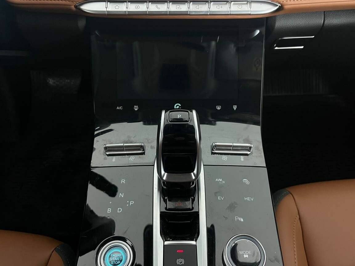 Chery Tiggo 8 Pro e+ с пробегом — 2023 год. Фото: #9