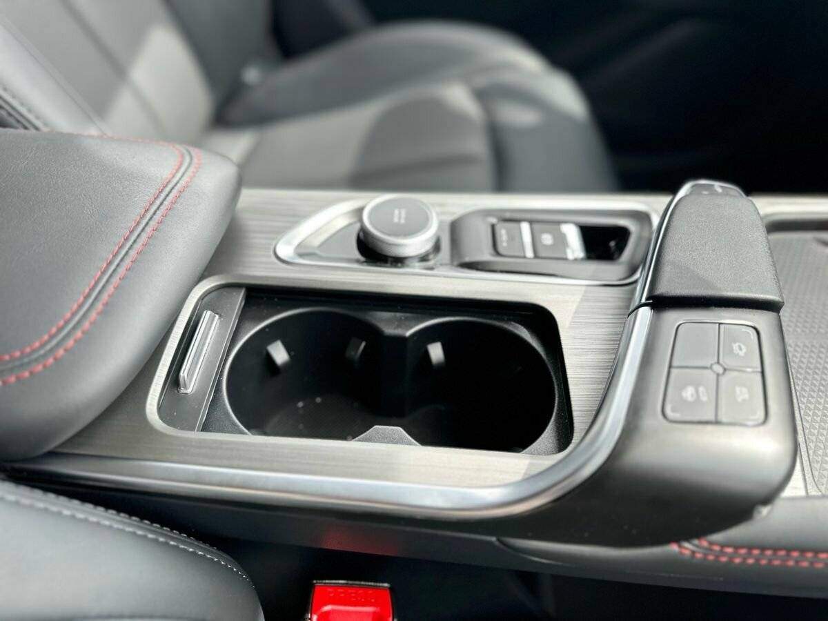 Changan UNI-T с пробегом — 2024 год. Фото: #13