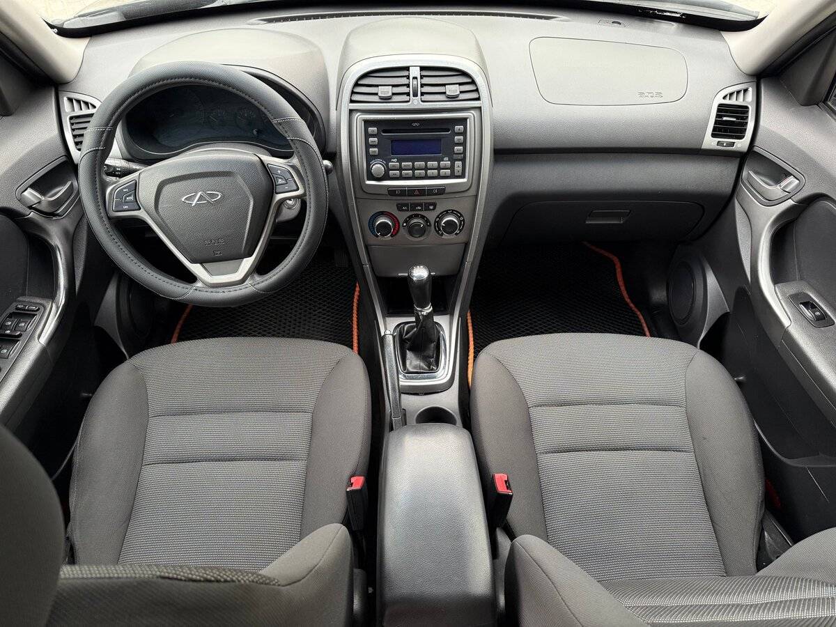 Chery Tiggo (T11) с пробегом — 2015 год. Фото: #7