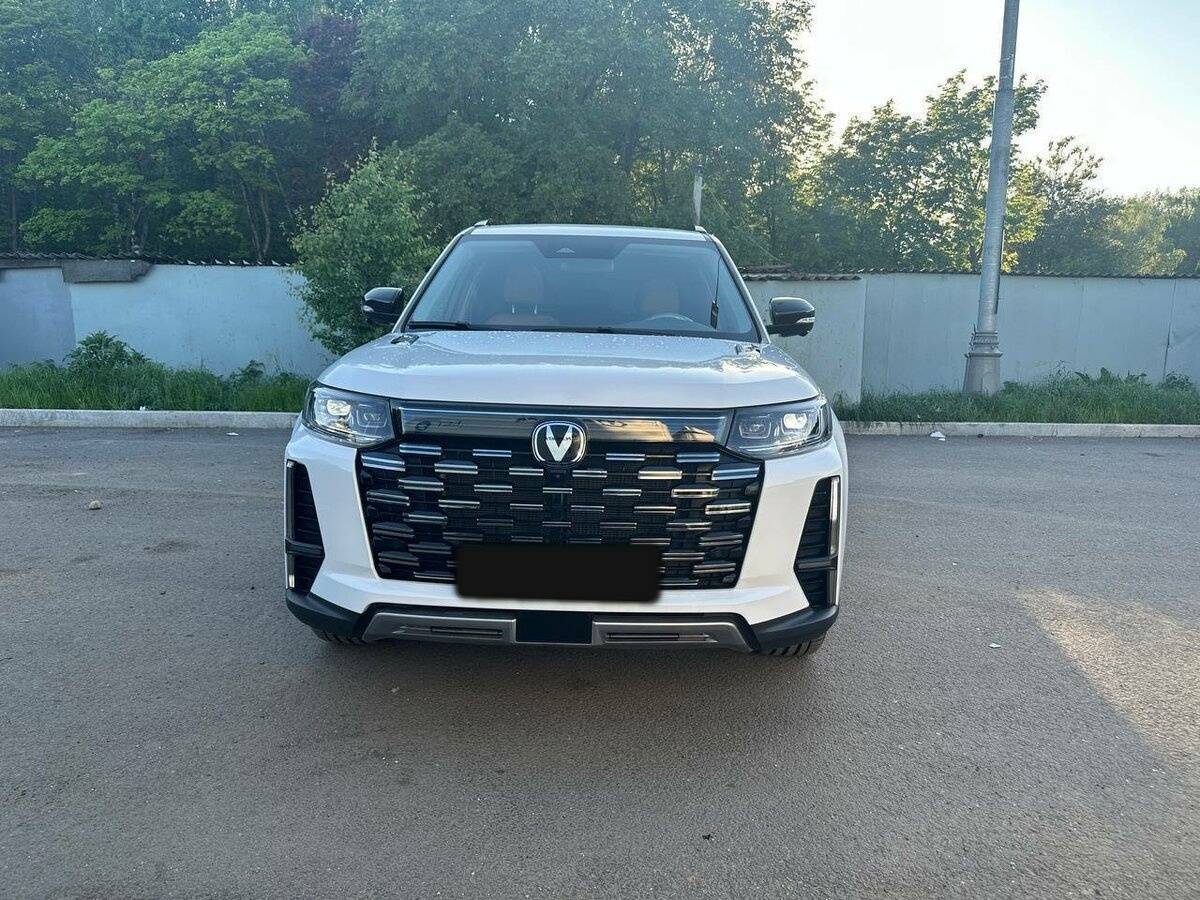 Changan CS95 с пробегом — 2023 год. Фото: #1