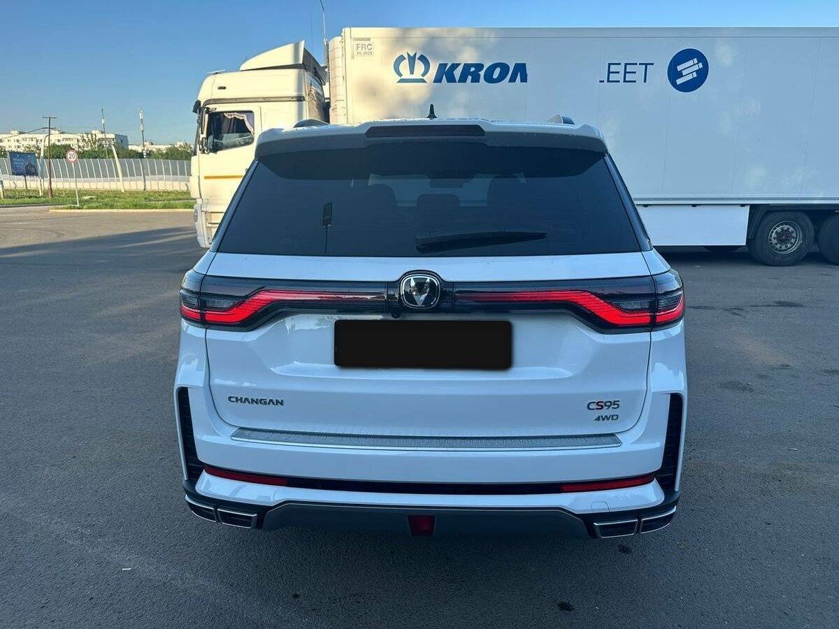 Changan CS95 с пробегом — 2023 год. Фото: #4