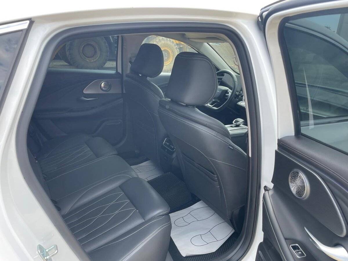 Chery Arrizo 8 с пробегом — 2023 год. Фото: #13