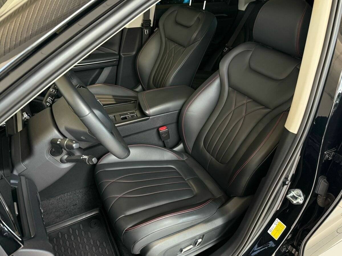 FAW Bestune T55 с пробегом — 2023 год. Фото: #15