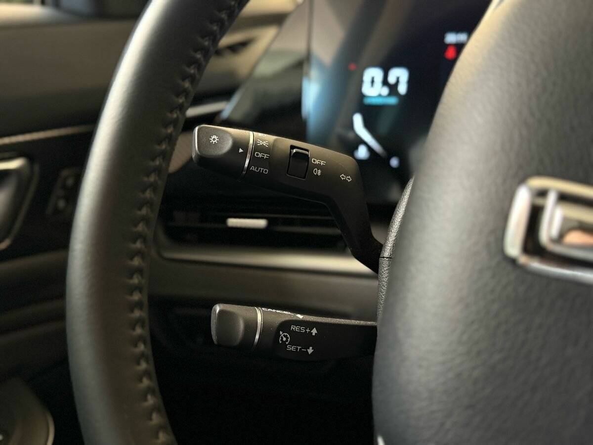 FAW Bestune T55 с пробегом — 2023 год. Фото: #23