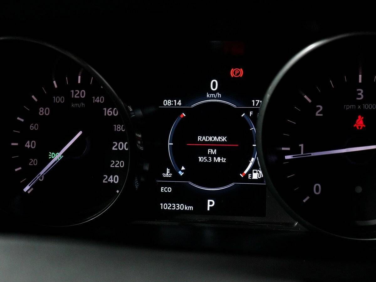 Land Rover Discovery Sport с пробегом — 2017 год. Фото: #10