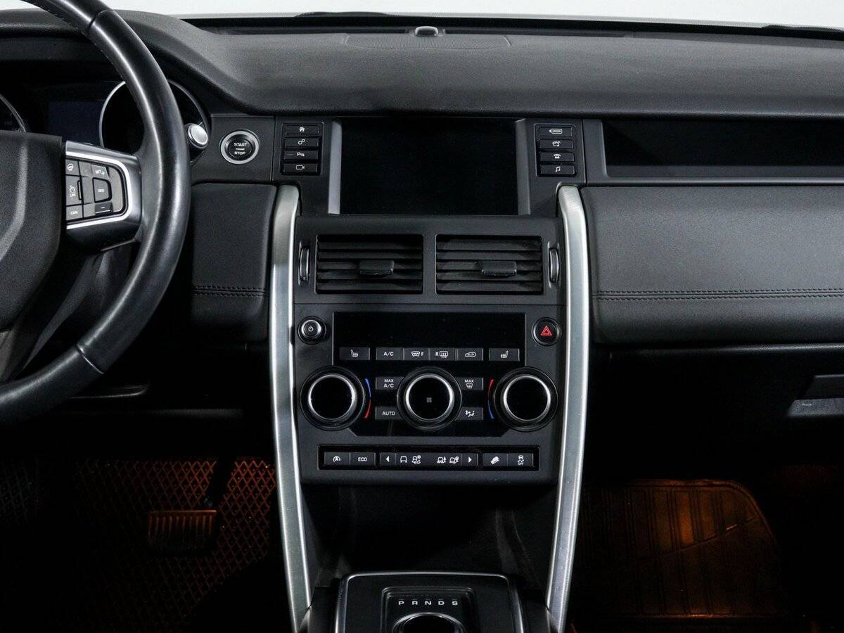 Land Rover Discovery Sport с пробегом — 2017 год. Фото: #12