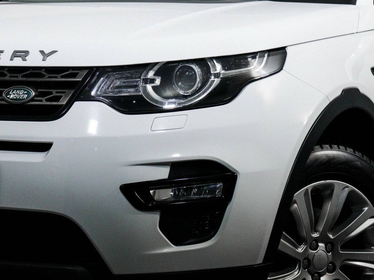 Land Rover Discovery Sport с пробегом — 2017 год. Фото: #15