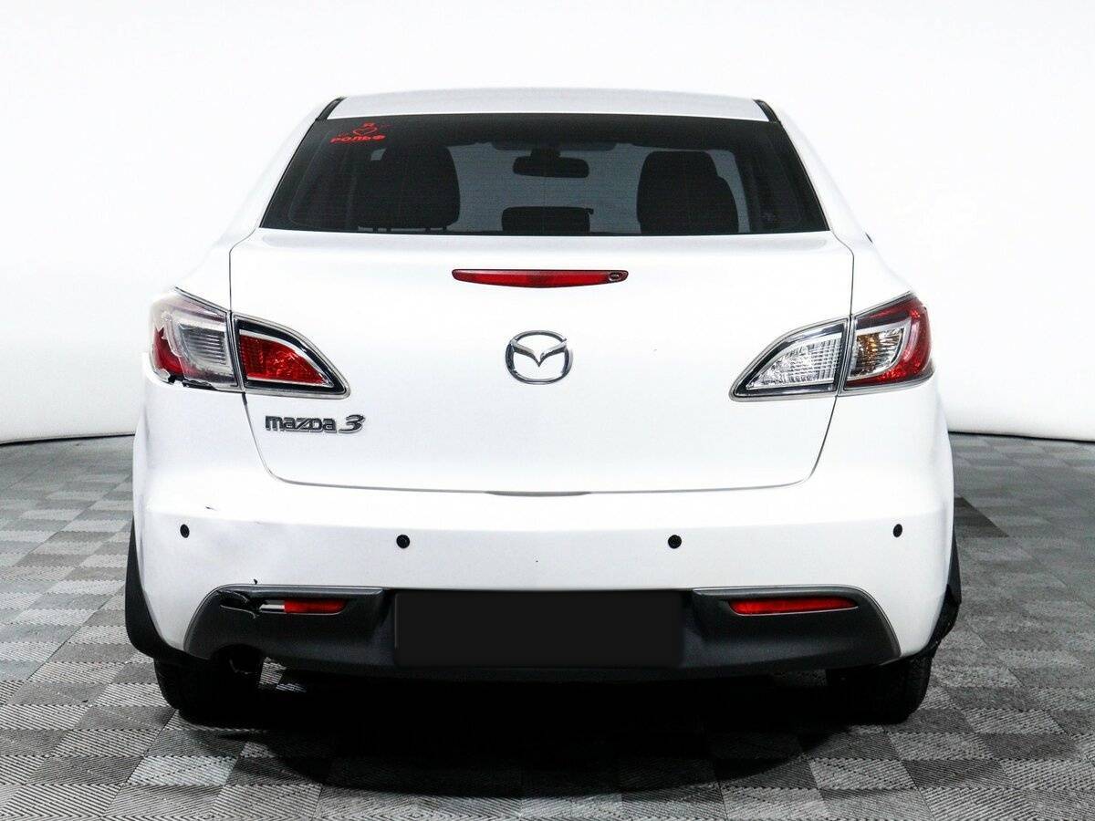Mazda 3 с пробегом — 2011 год. Фото: #5