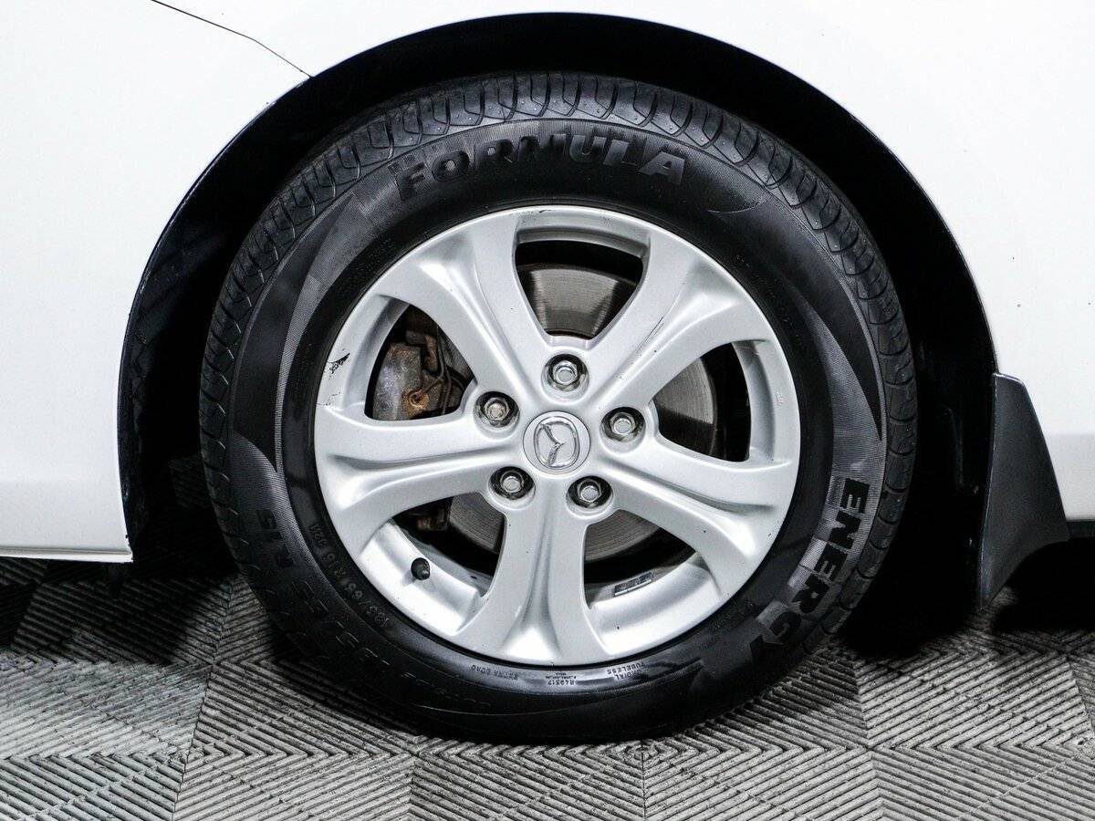 Mazda 3 с пробегом — 2011 год. Фото: #14