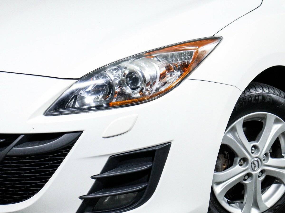 Mazda 3 с пробегом — 2011 год. Фото: #15