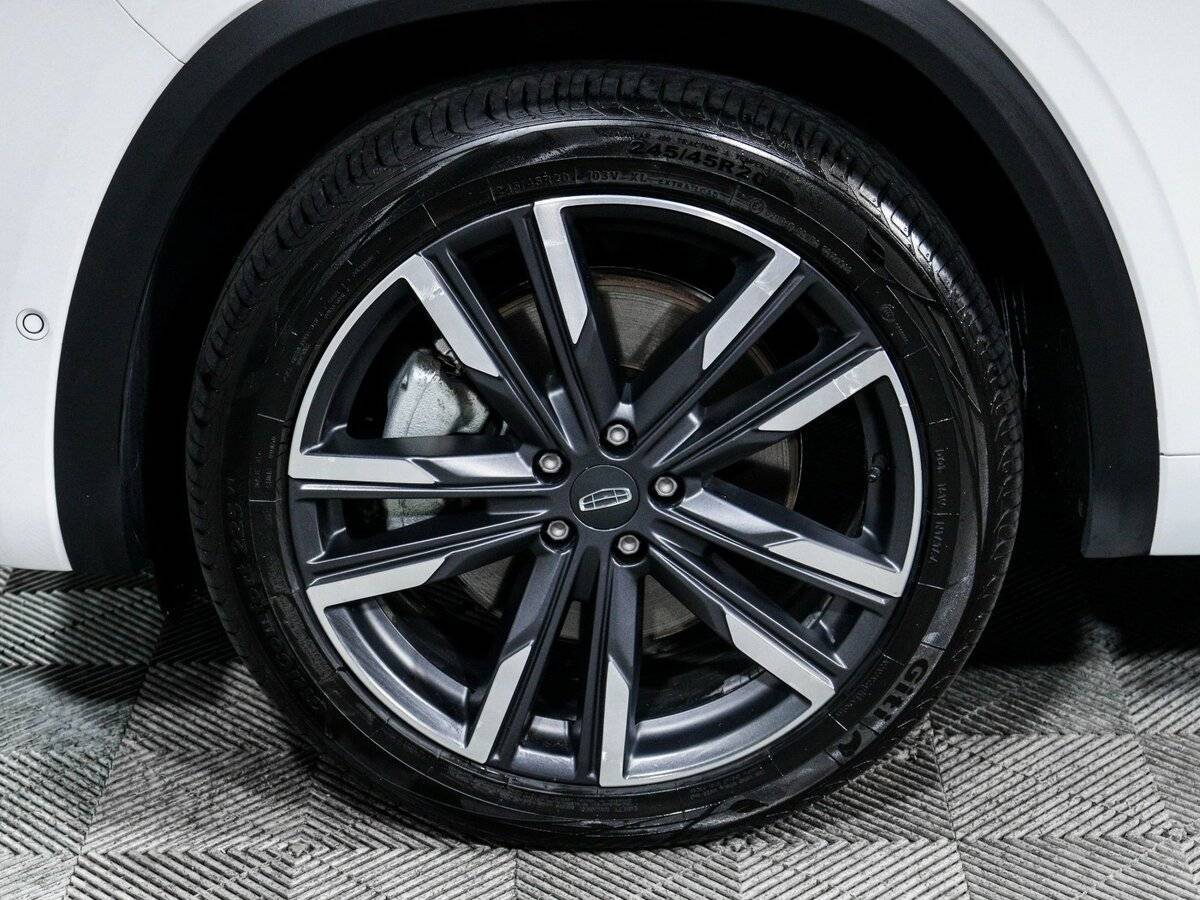 Geely Monjaro с пробегом — 2023 год. Фото: #14