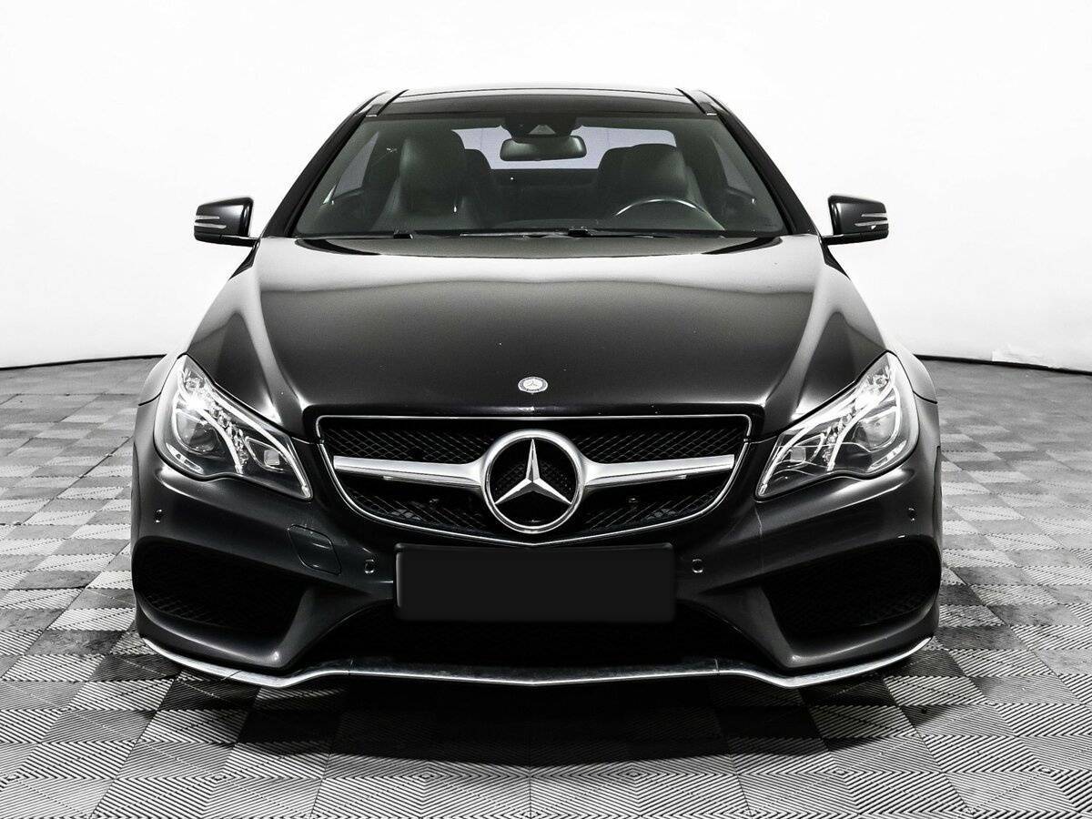 Mercedes-Benz E-Класс с пробегом — 2013 год. Фото: #1